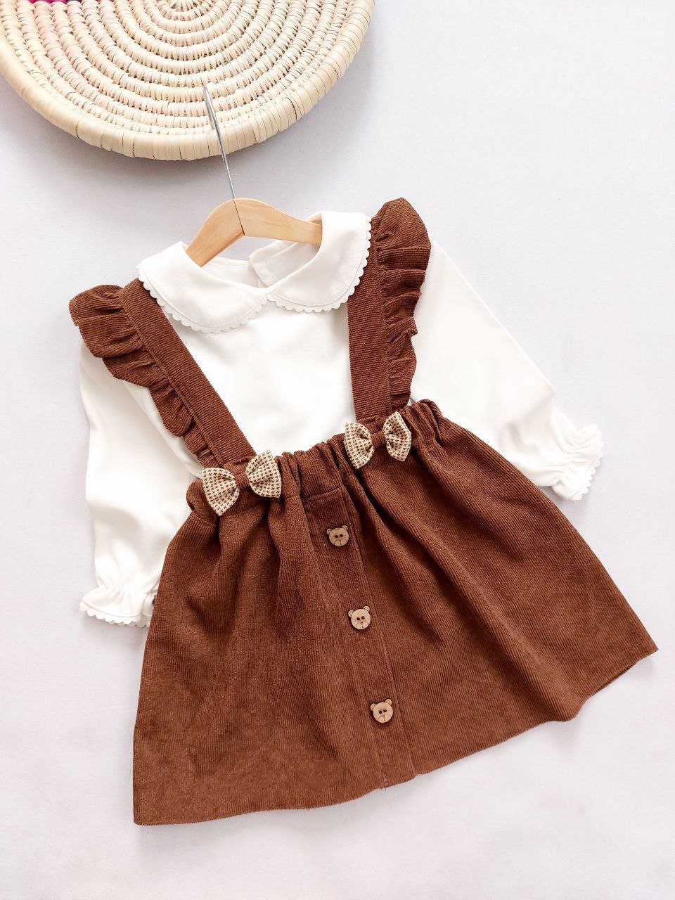 تصویر بلوز و سارافون دخترانه نوزادی - ۳ سال 